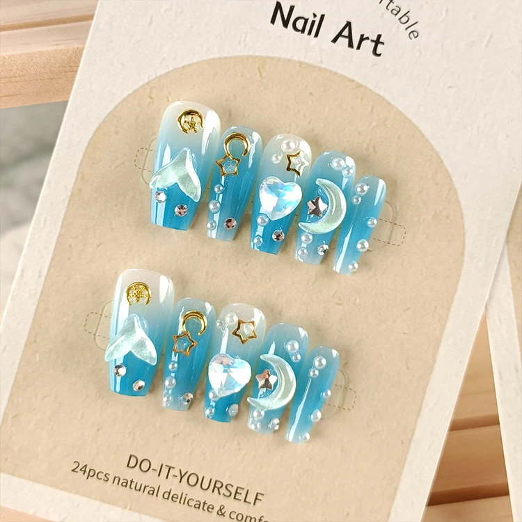 新款手工美甲穿戴甲甲片指甲贴片高级感钻款光疗氛围感显白时尚