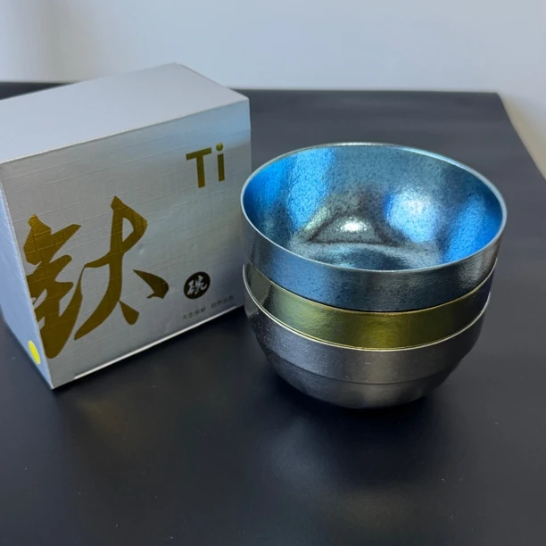 高颜值广口纯钛户外家用可堆叠隔热防烫饭碗餐具