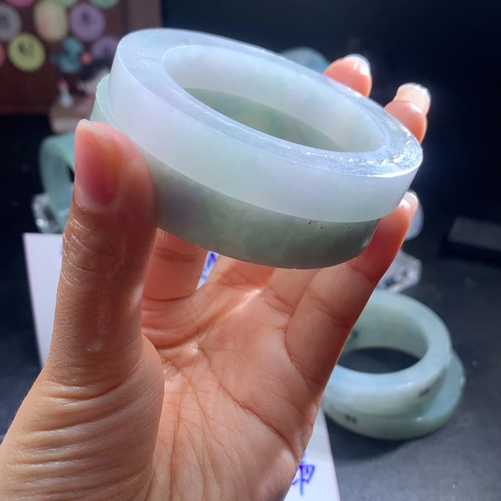定制翡翠手镯未镶嵌