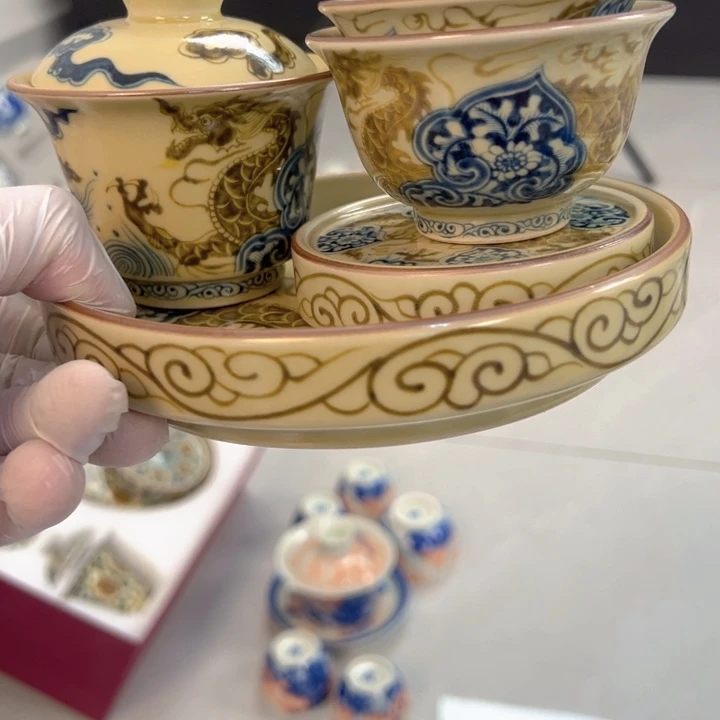 瓷片白青花釉里金穿花龙五件套