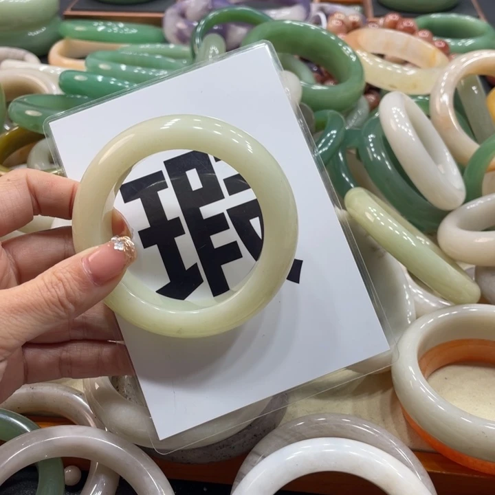 风***月石英质玉未镶嵌珠宝奇石64