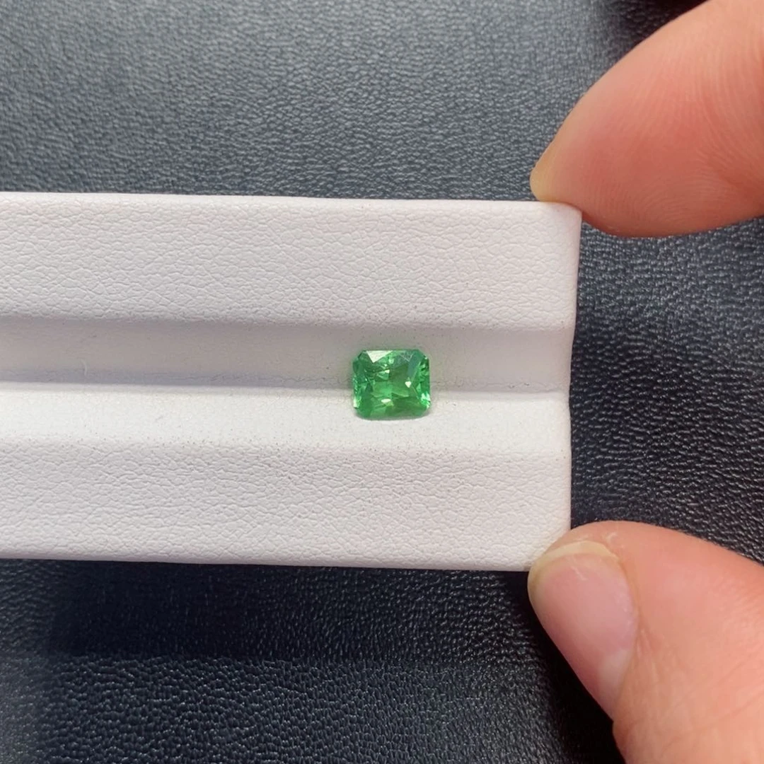 石榴石裸石未镶嵌1.08