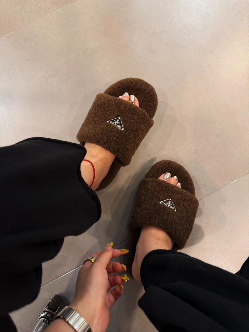 女鞋2025新款春秋季平底百搭休闲舒适百搭毛毛拖鞋女时尚一字拖女