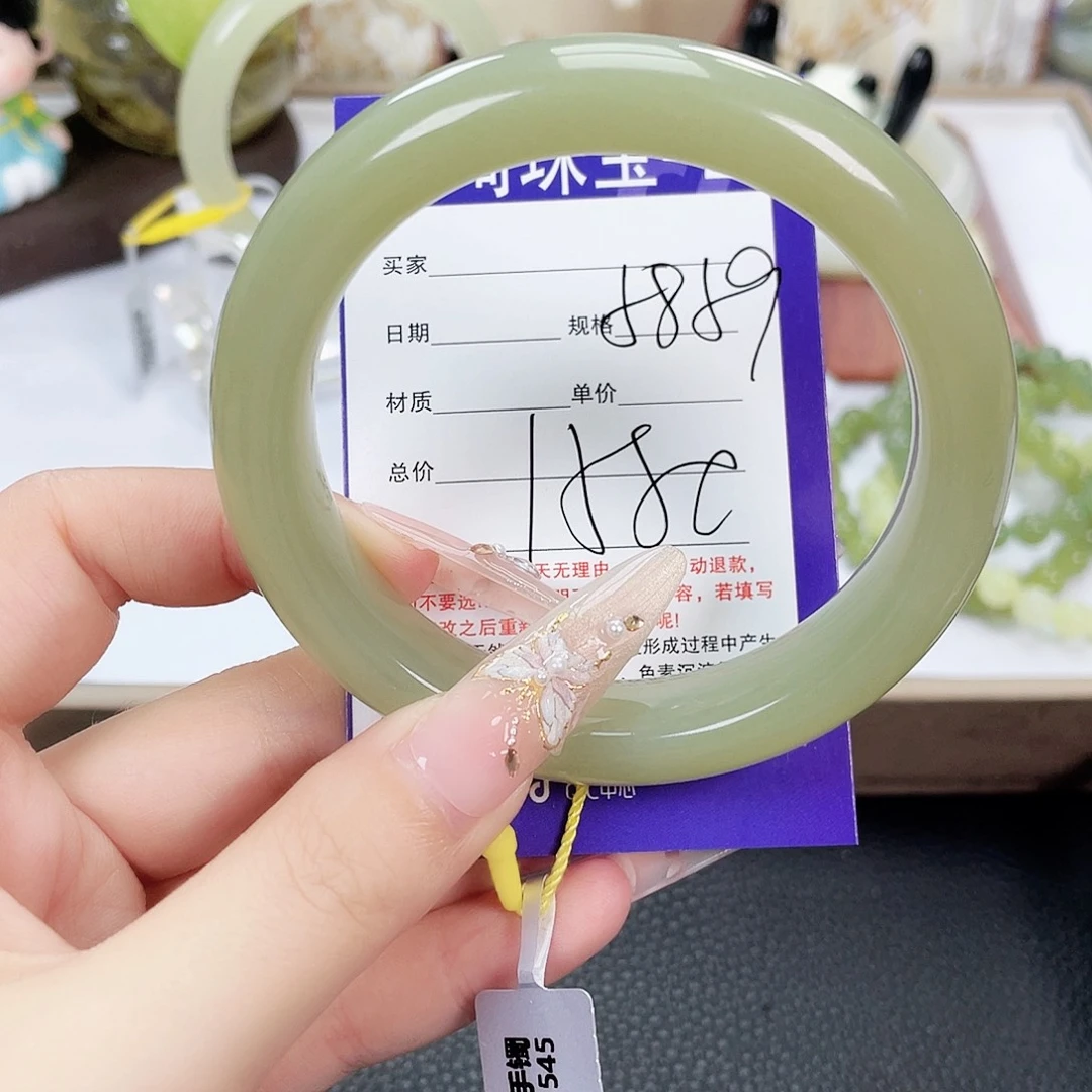 和田玉未镶嵌手镯