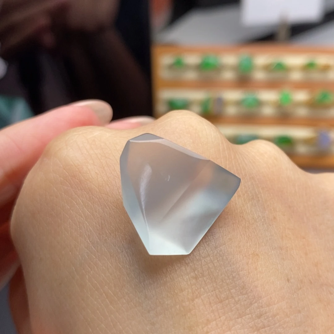 定制翡翠未镶嵌玻璃杠    美爆了