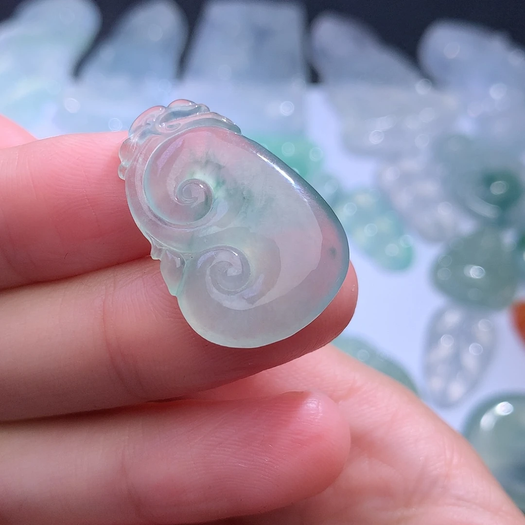 翡翠未镶嵌颈饰缅甸翡翠