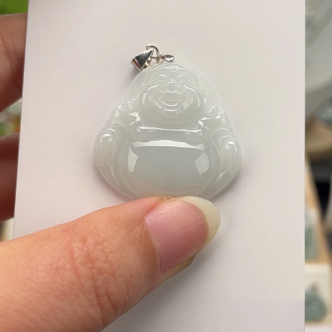 翡翠未镶嵌颈饰佛公