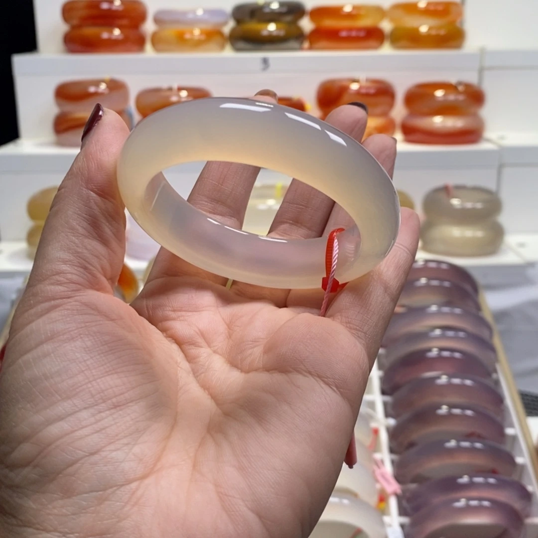 玛瑙/玉髓未镶嵌手镯