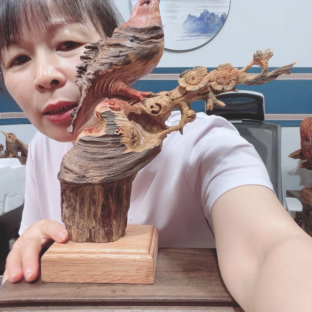 用****王百年树的设计风格