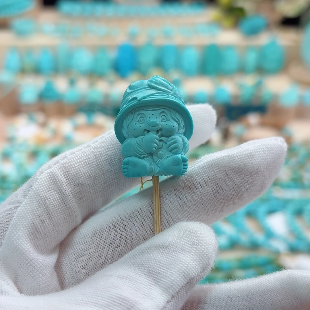 绿松石未镶嵌珠宝奇石