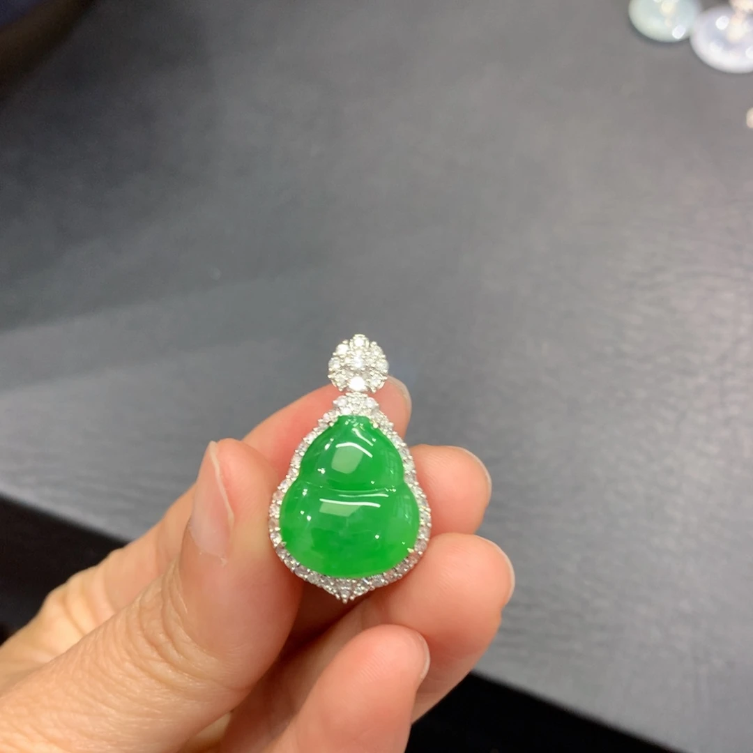 翡翠18K金镶嵌吊坠(不含链)
