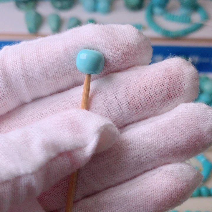 绿松石未镶嵌挂件