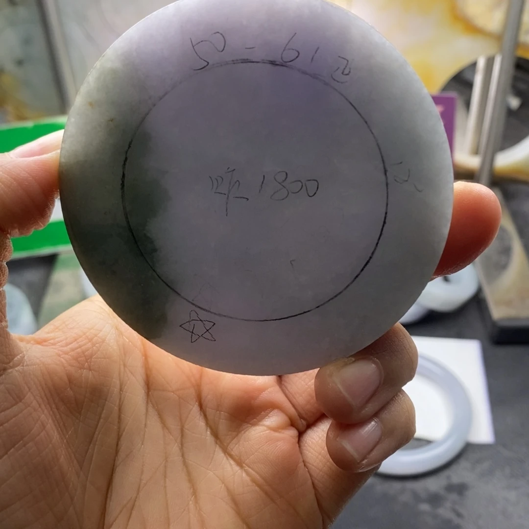 定制翡翠未镶嵌翡翠手镯