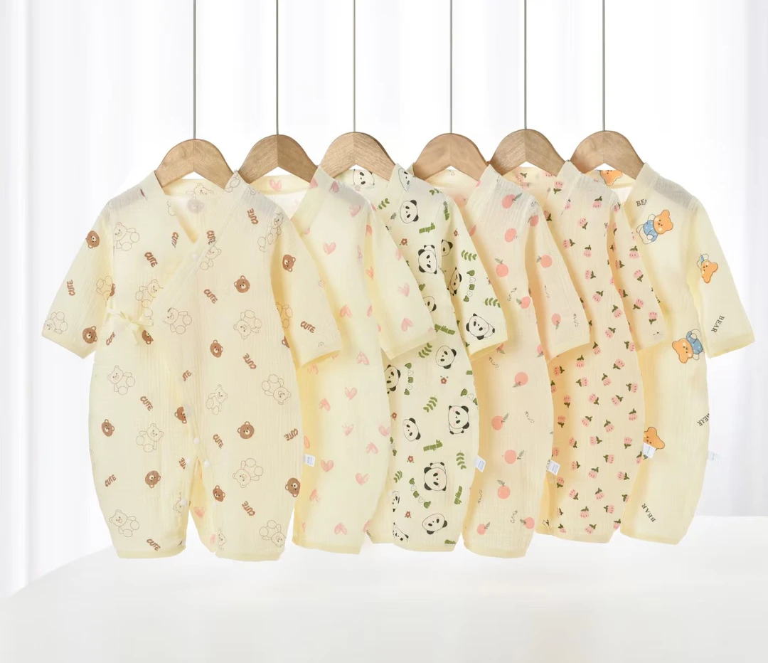 婴儿纯棉纱布连体衣无骨长袖双层纱新生儿薄款和尚服哈衣