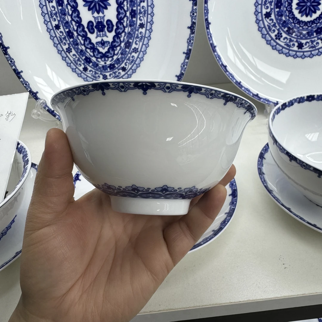 景德镇高白泥花好月圆釉中彩五寸米饭碗(两个)