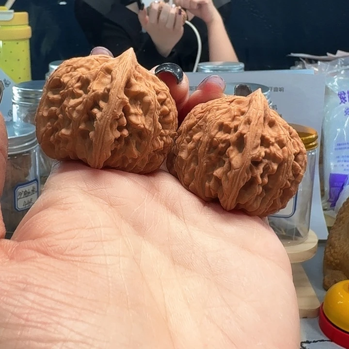 桃核吊坠文山麻墩37尺