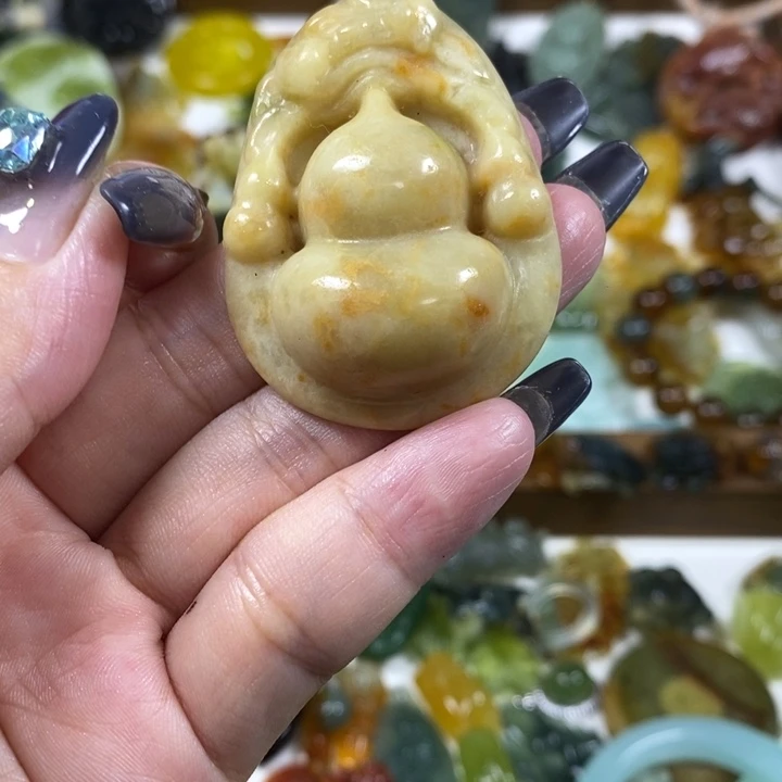 未镶嵌蛇纹石玉吊坠