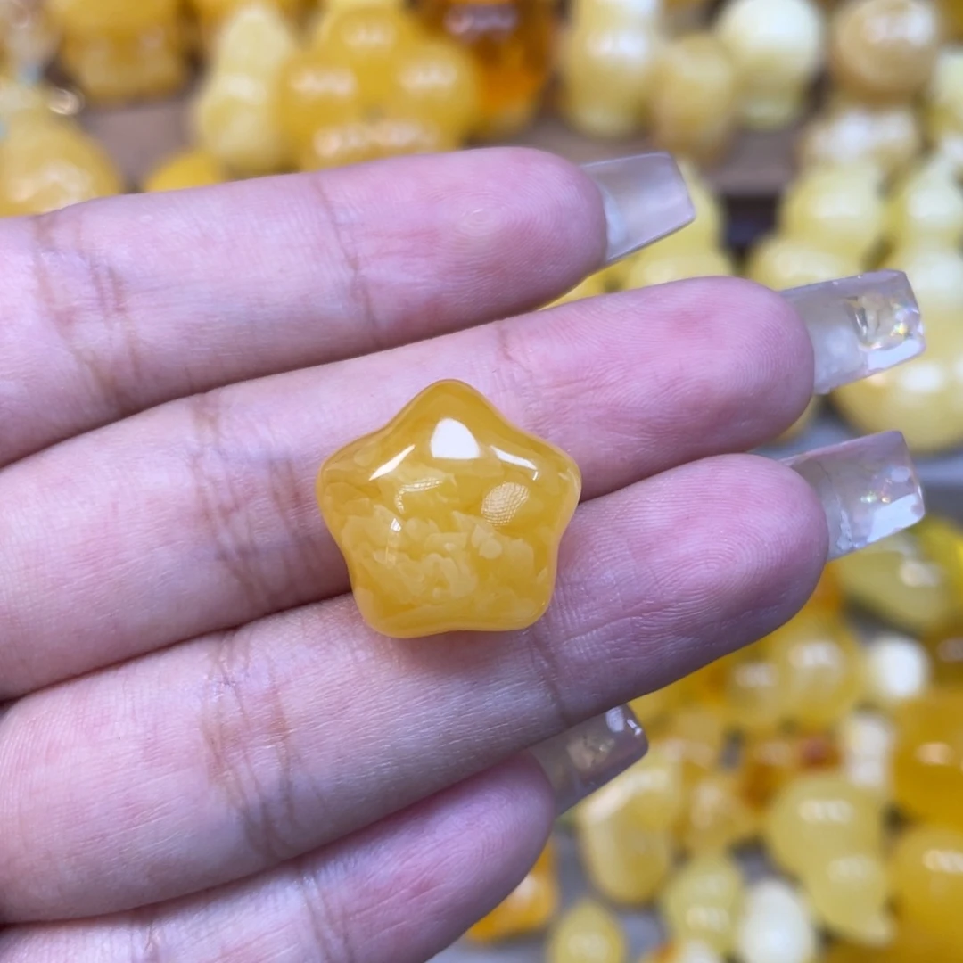 琥珀未镶嵌珠宝奇石