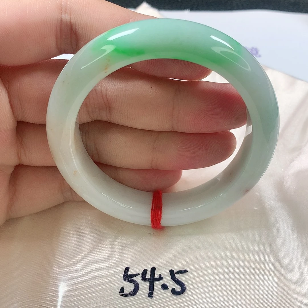 翡翠手镯未镶嵌334号