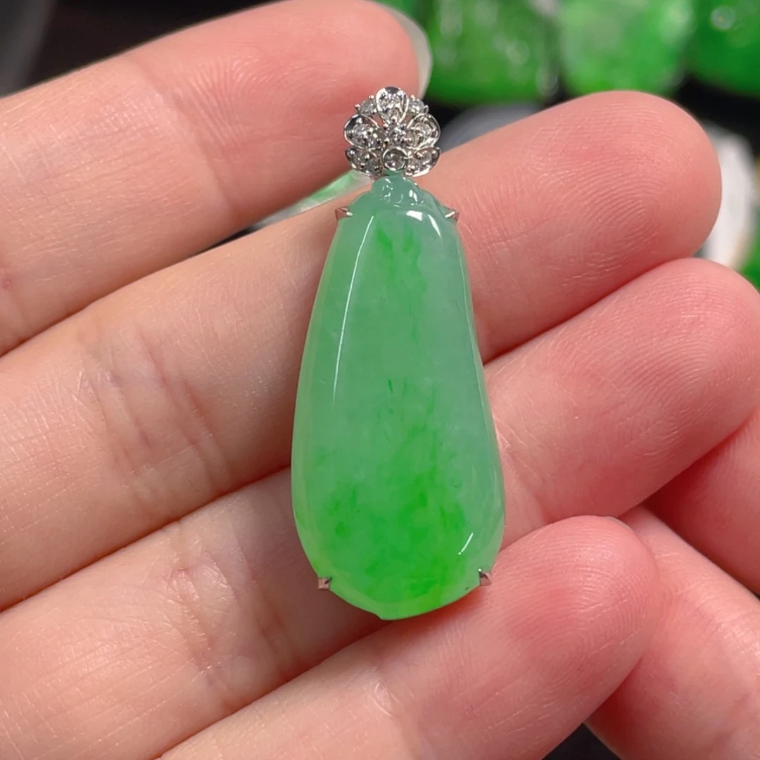 翡翠18K金镶嵌吊坠(不含链)