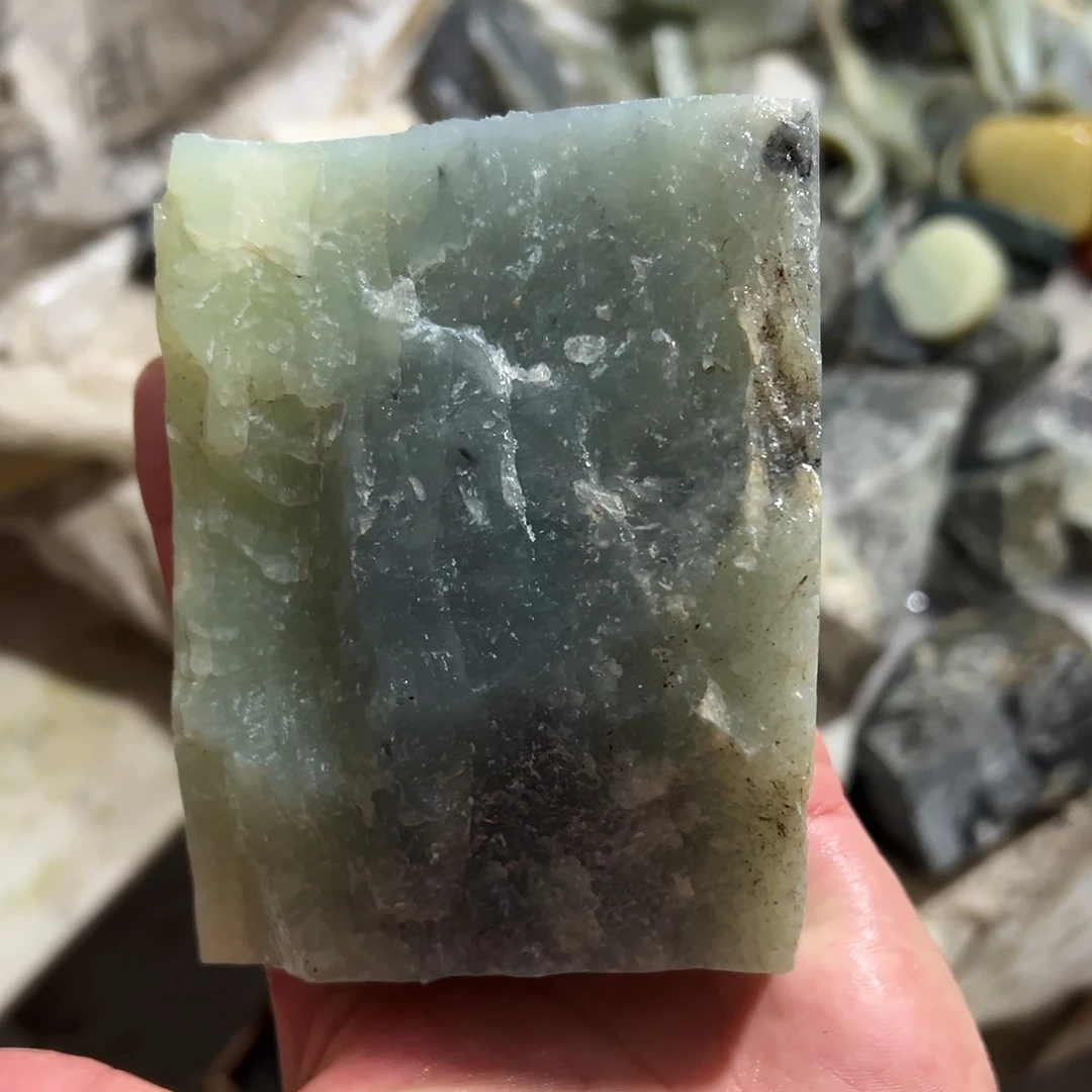 蛇纹石玉合金珠宝奇石多样性