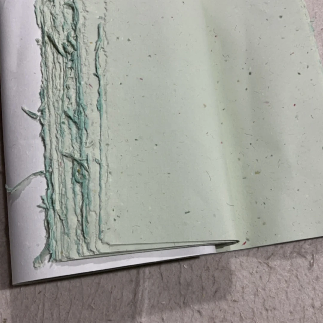 B4手工草绿檀麻纸30✖️80cm 50张