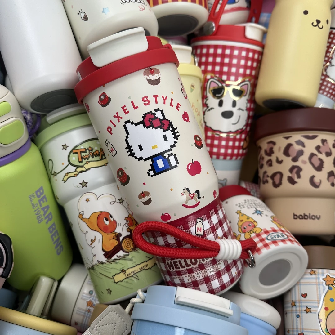 高颜值定制品牌水杯便携外带保温杯可爱双饮大容量像素3母婴