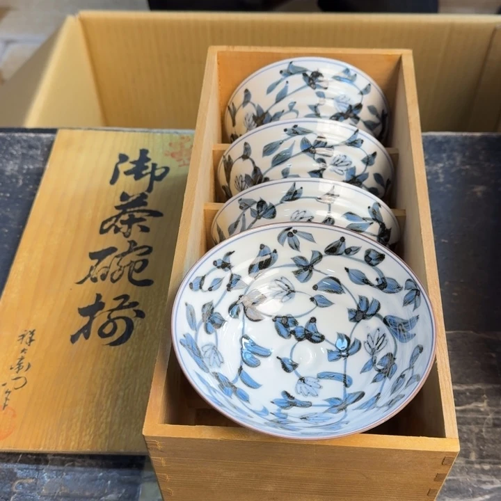 瓷片猫****哥哈哈哈哈哈哈哈哈