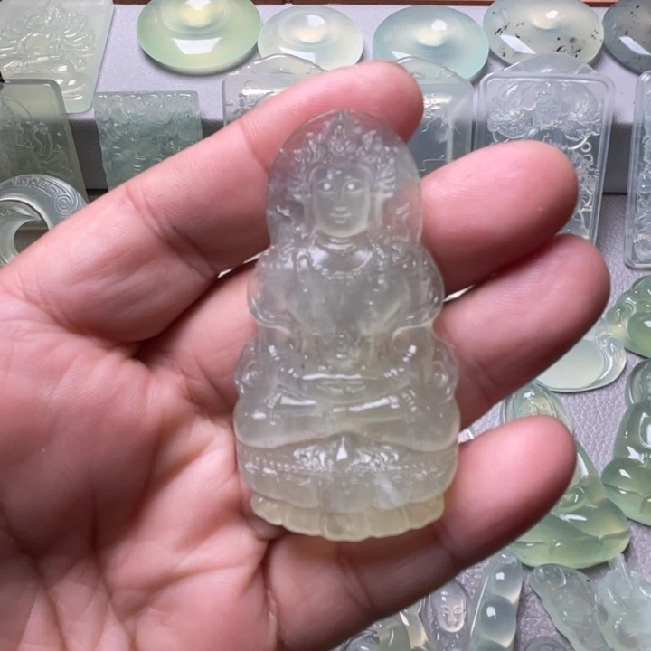 岫玉未镶嵌吊坠(赠链)
