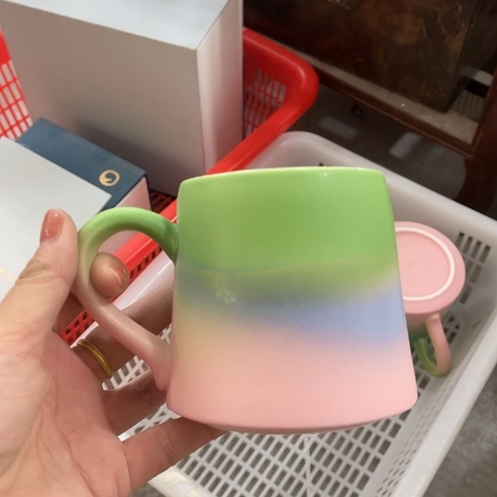 福利待遇多多哦哦哦