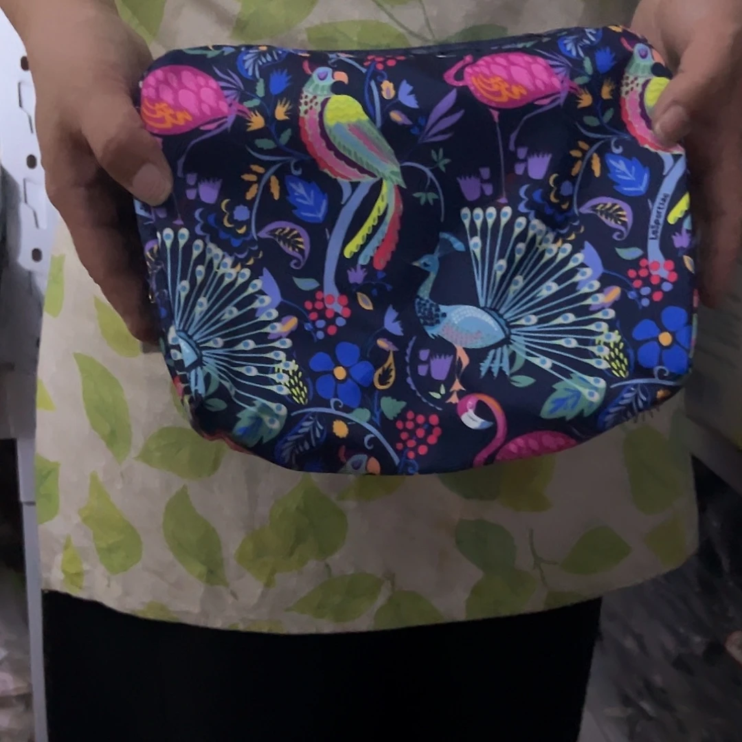 瓷片库房直播瑕疵处理