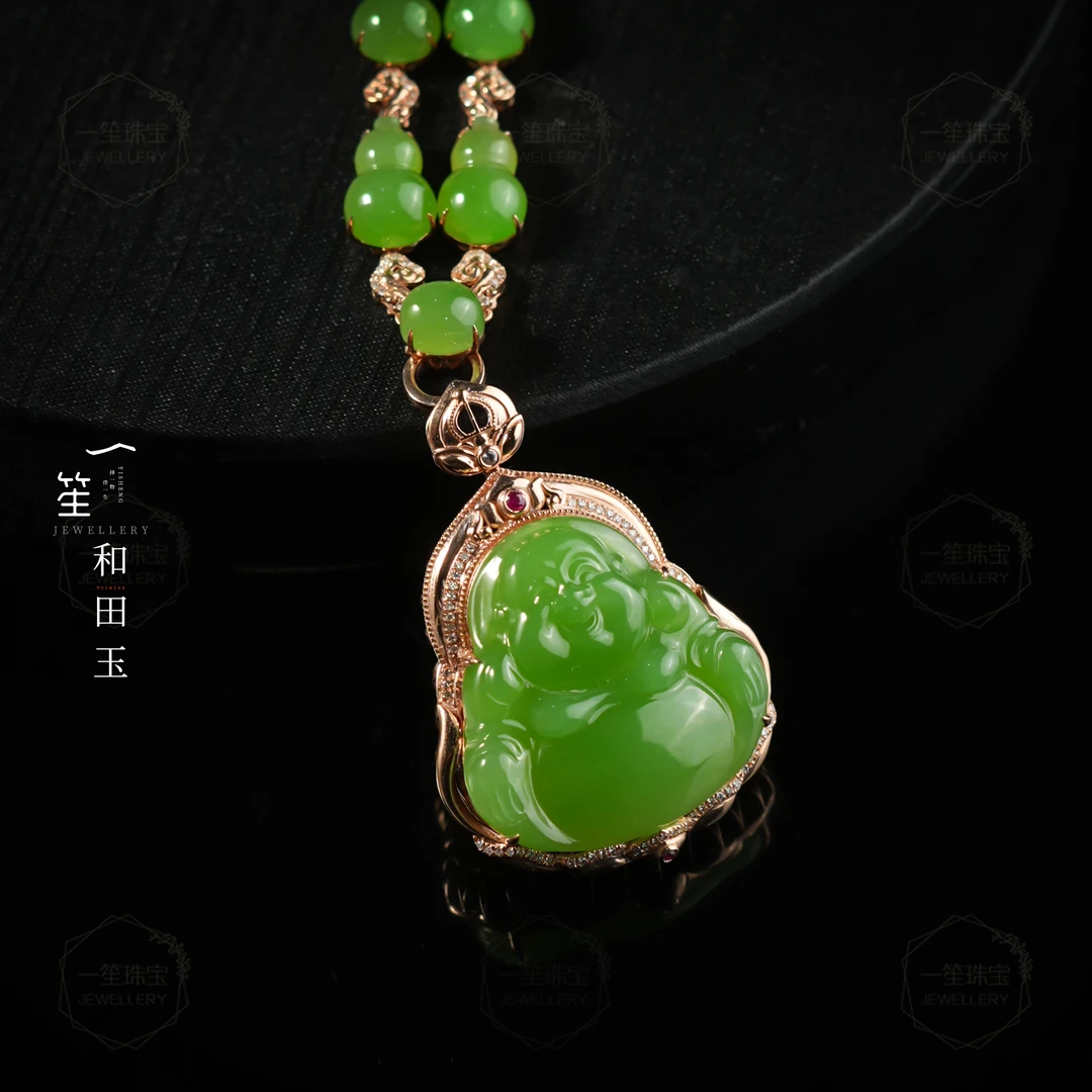 【一笙珠宝】天然和田玉典藏级苹果绿佛公吊坠18k金镶裸约30x24x9mm