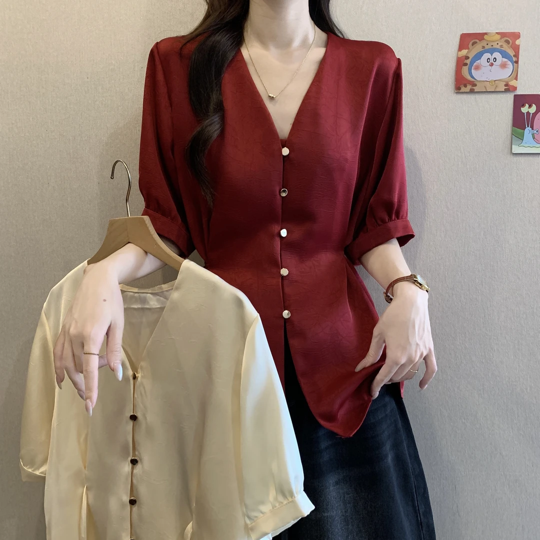 肚子大码女装新款夏短袖新款减龄显瘦衬衫收腰泡泡袖复古V领上衣