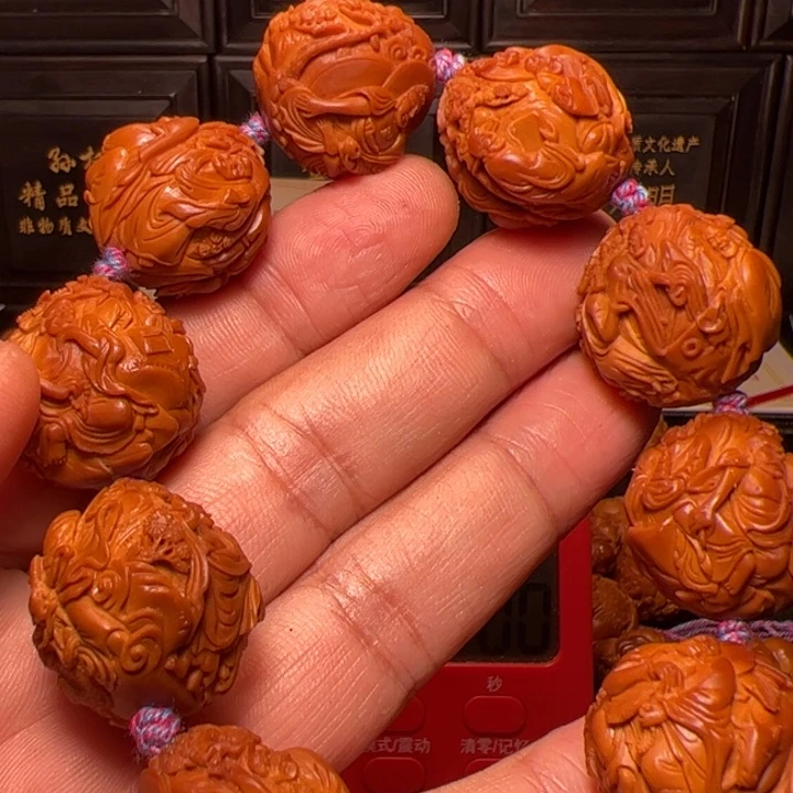 中***岗手串橄榄核36罗汉拜如来