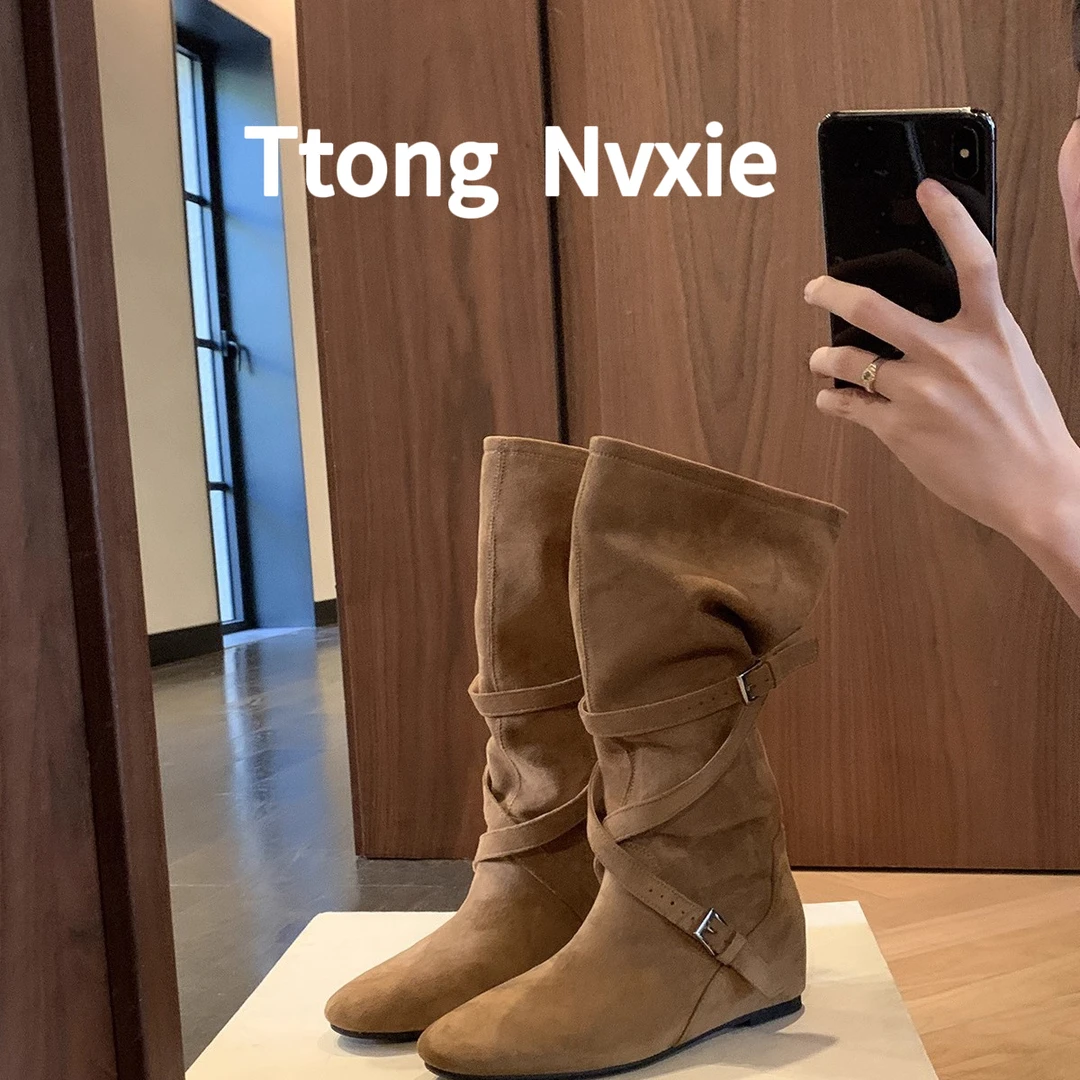 增高6CM韩系圆头扣带柔软褶皱穿搭百搭显瘦中筒靴女美拉德秋冬