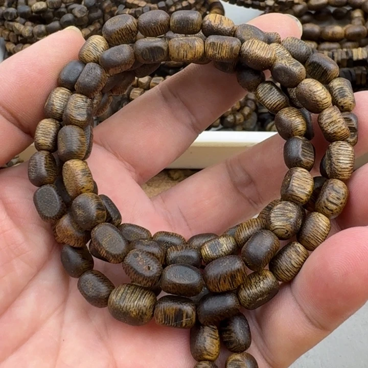 杨***姐沉香手串张勺子手串17克加