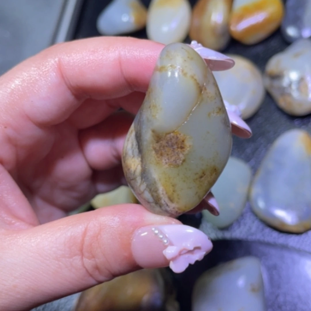【闪购商品】颈饰未镶嵌和田玉