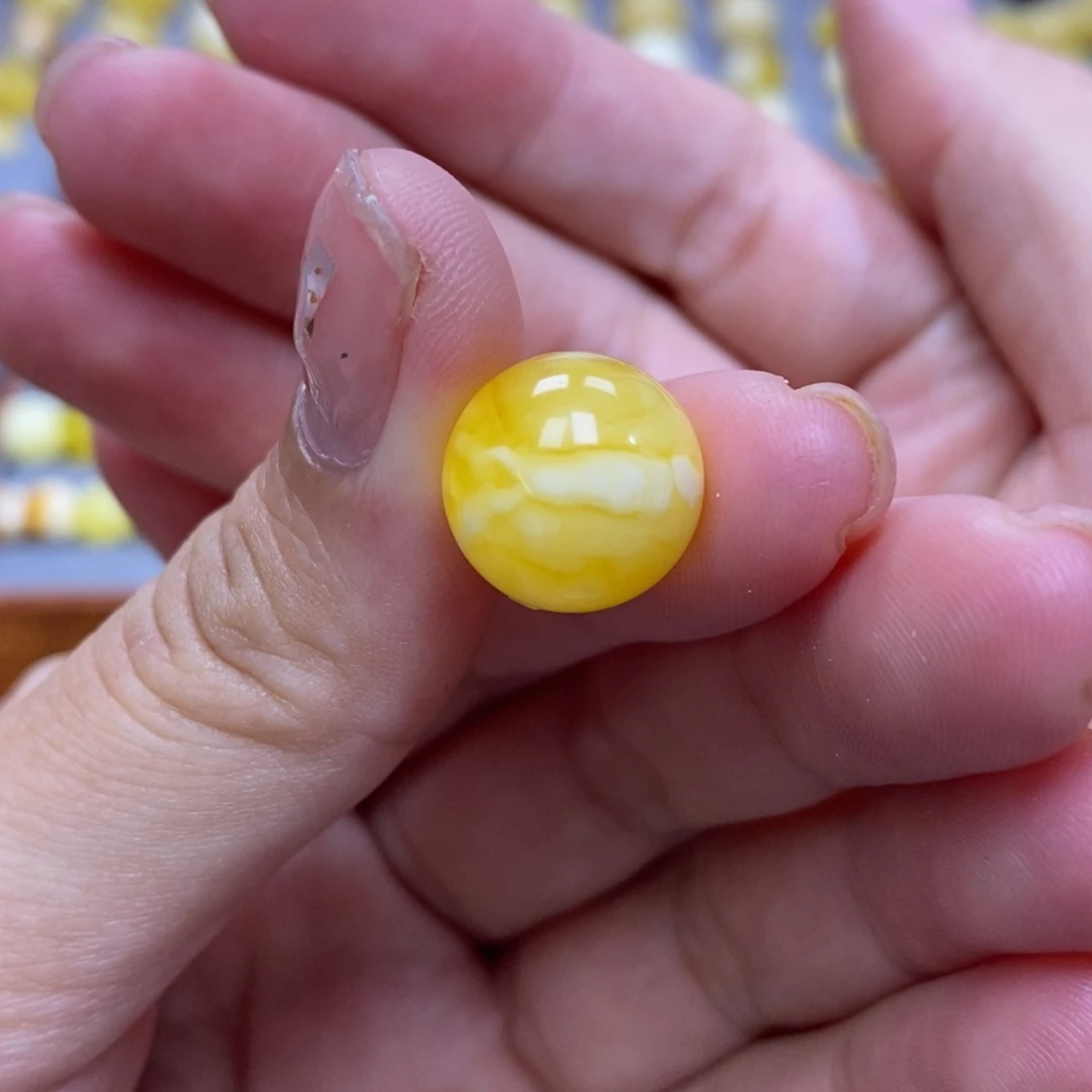 琥珀未镶嵌珠宝奇石13.7