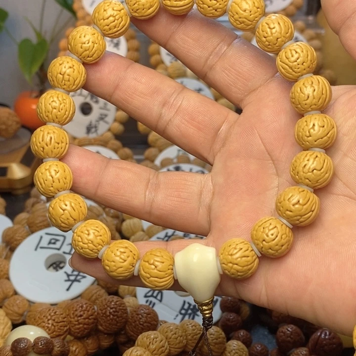 【闪购商品】来***宝桃核手持手串树王