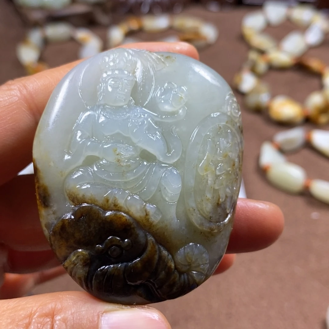 和田玉未镶嵌挂件