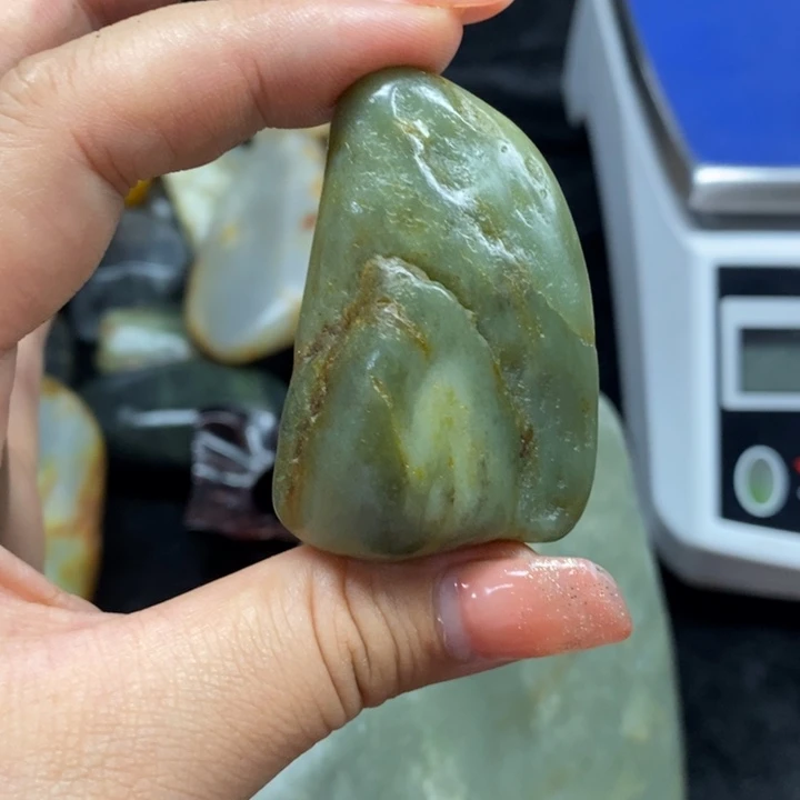 未镶嵌和田玉（糖玉）挂件