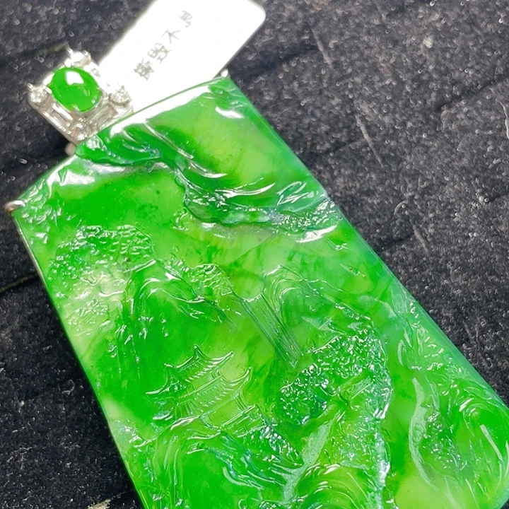 未镶嵌挂件翡翠44