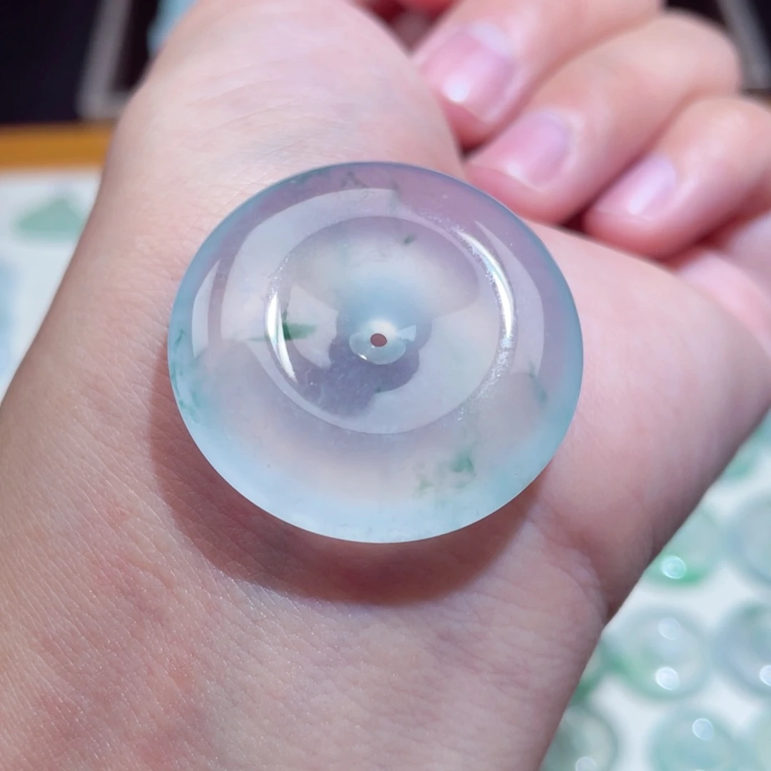 颈饰未镶嵌翡翠扣子