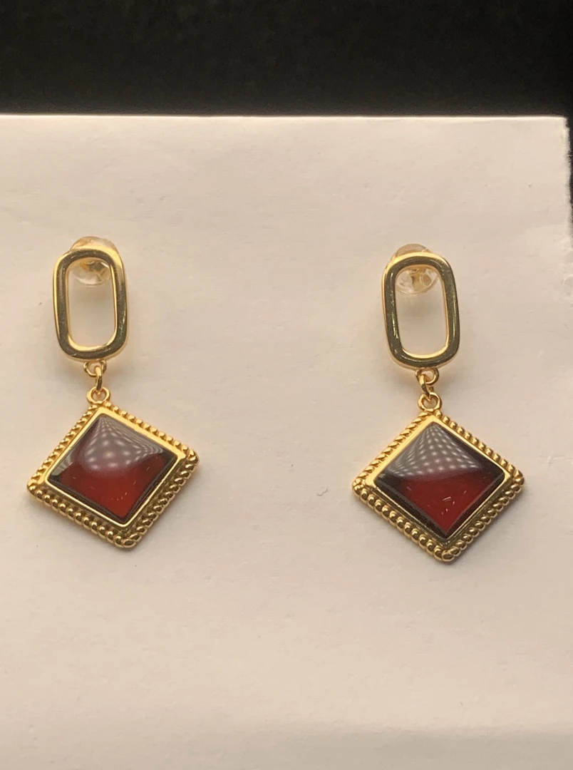 缅甸琥珀血珀耳环