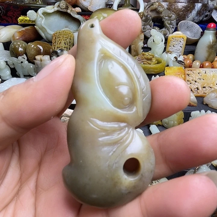 颈饰未镶嵌和田玉