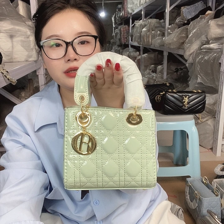 PU黄牛皮（革）PVC时尚潮流时尚