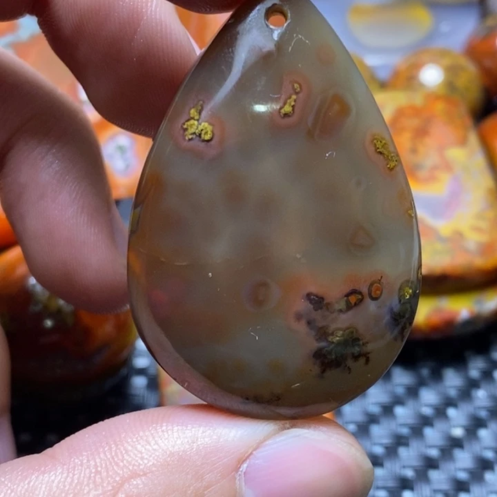 玛瑙/玉髓颈饰未镶嵌