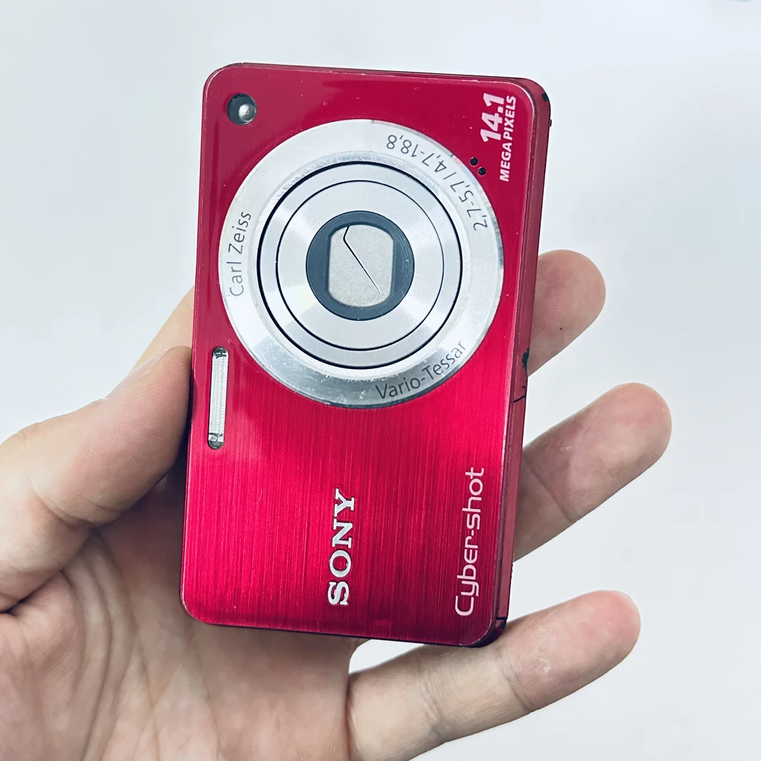 9新 Sony/索尼 w560福利款1400w像素出片色彩感好屏贴膜