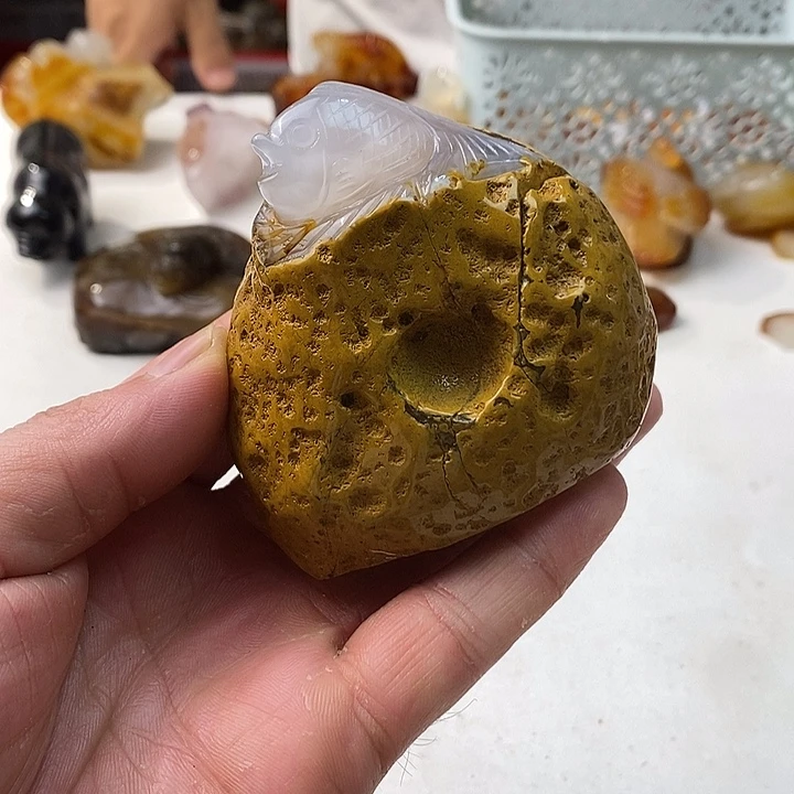 合金颈饰玛瑙/玉髓