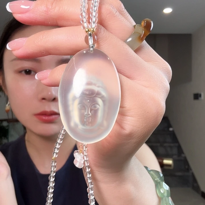 原***使蛇纹石玉未镶嵌颈饰